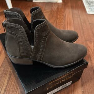 Pierre Dumas ankle boots